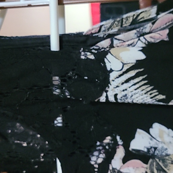 CATO COLD SHOULDER WOMEN'S SIZE SMALL - Picture 2 of 8